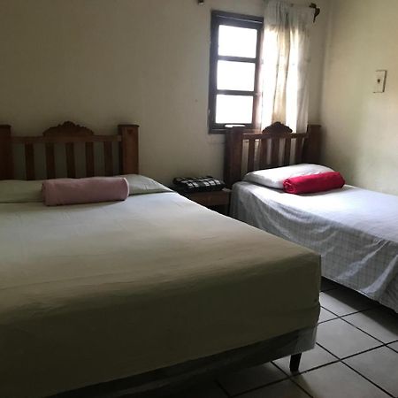 Hotel El Pasaje Антигуа-Гватемала Экстерьер фото