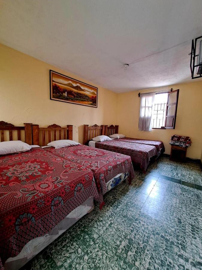 Hotel El Pasaje Антигуа-Гватемала Экстерьер фото