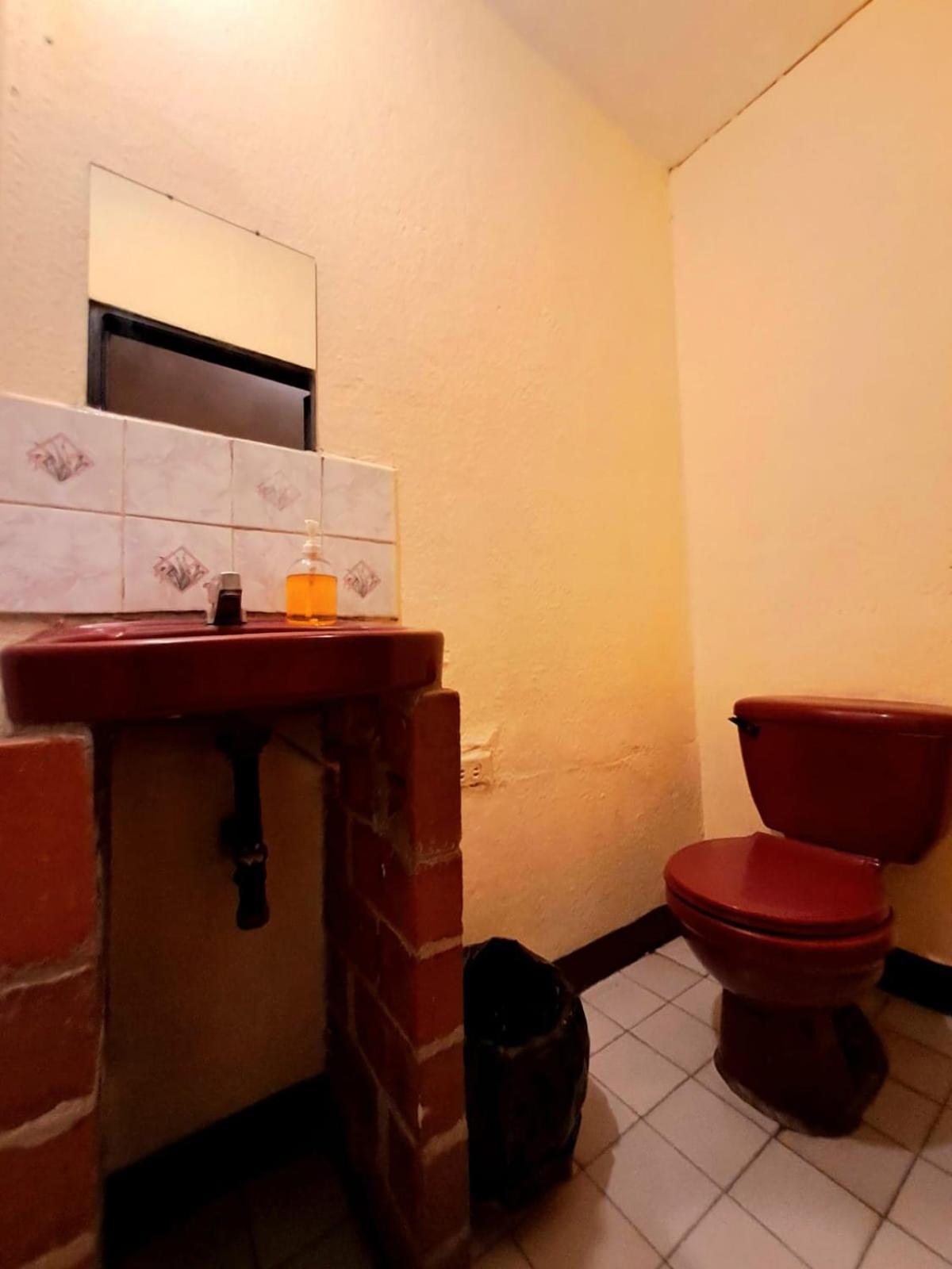 Hotel El Pasaje Антигуа-Гватемала Экстерьер фото