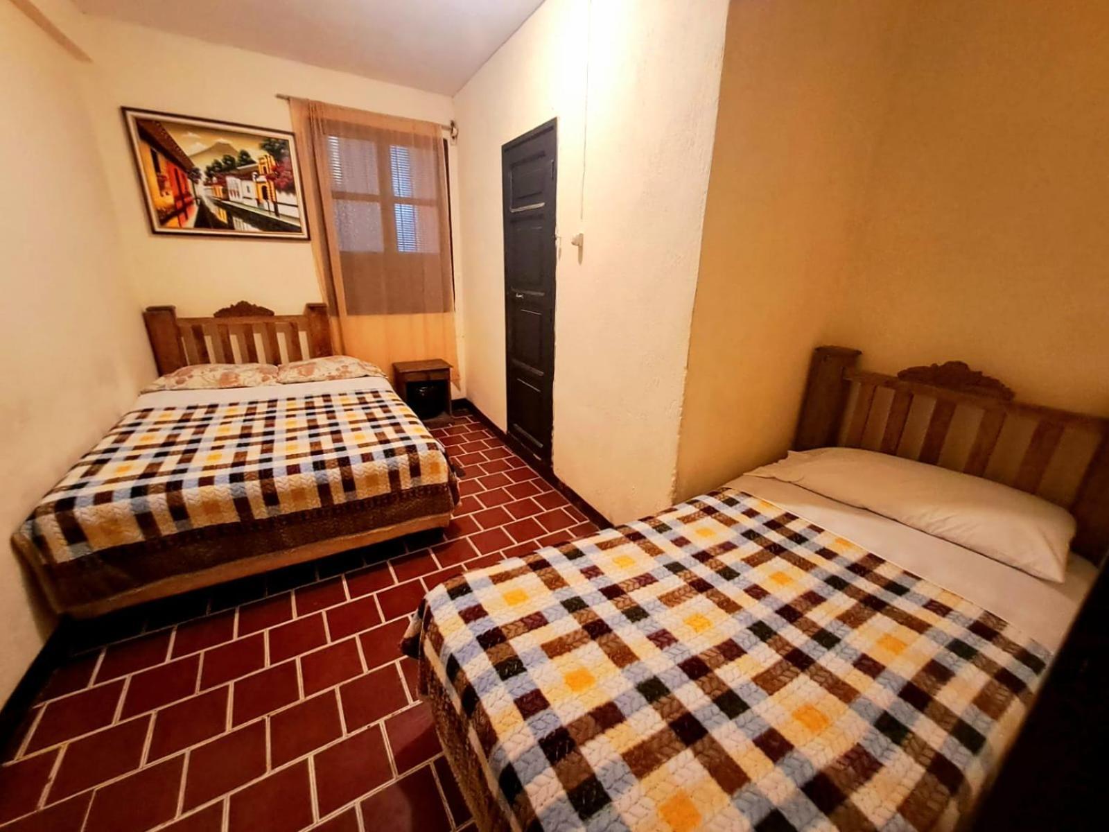 Hotel El Pasaje Антигуа-Гватемала Экстерьер фото