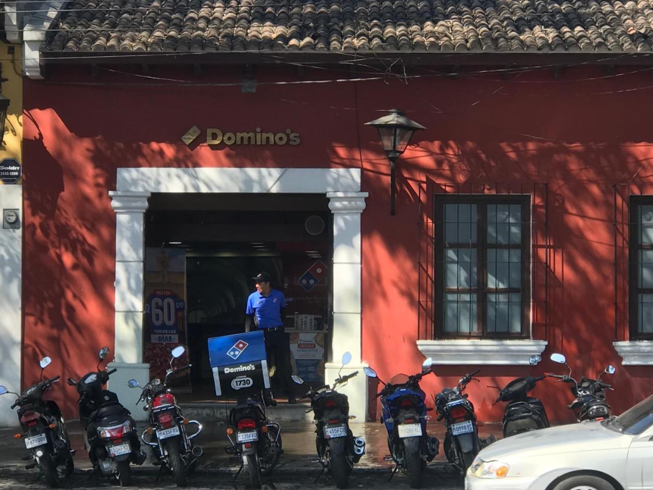 Hotel El Pasaje Антигуа-Гватемала Экстерьер фото